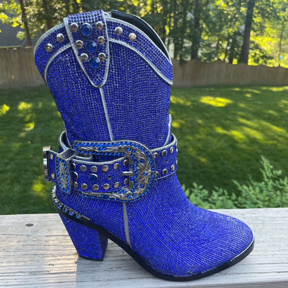BRAND NEW Dolls Kill Rhinestone Cowboy Boots